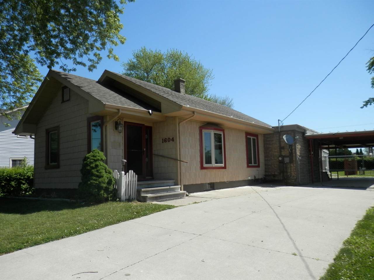1604 Annette Avenue - Photo 1