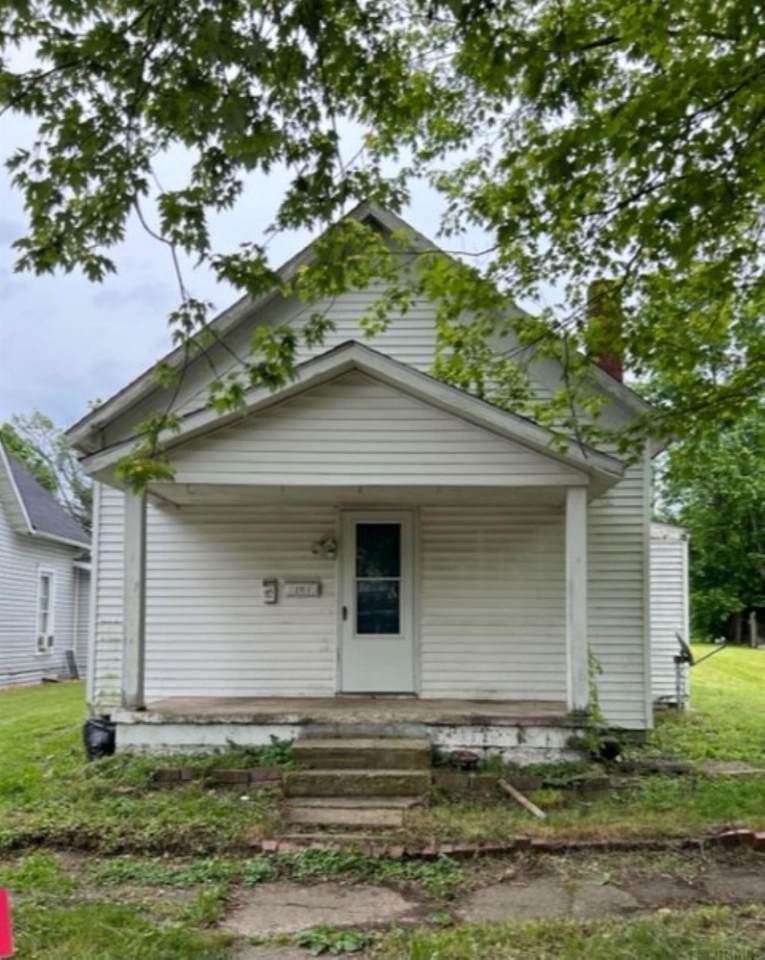 211 Main Street - Photo 1