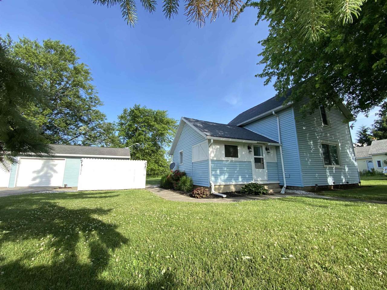 2072 Salem Road - Photo 1