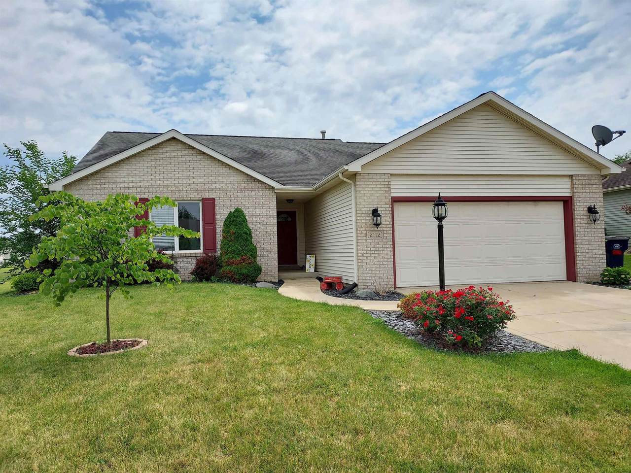 2112 Highlander Drive - Photo 1