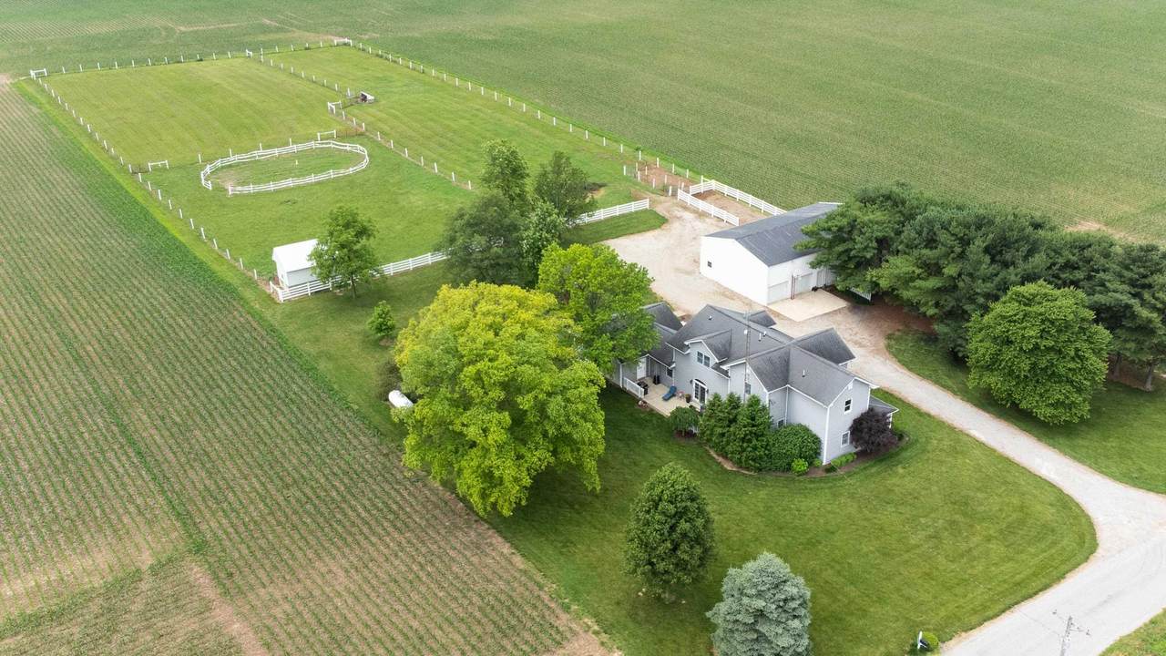 8252 County Road 350 S - Photo 1