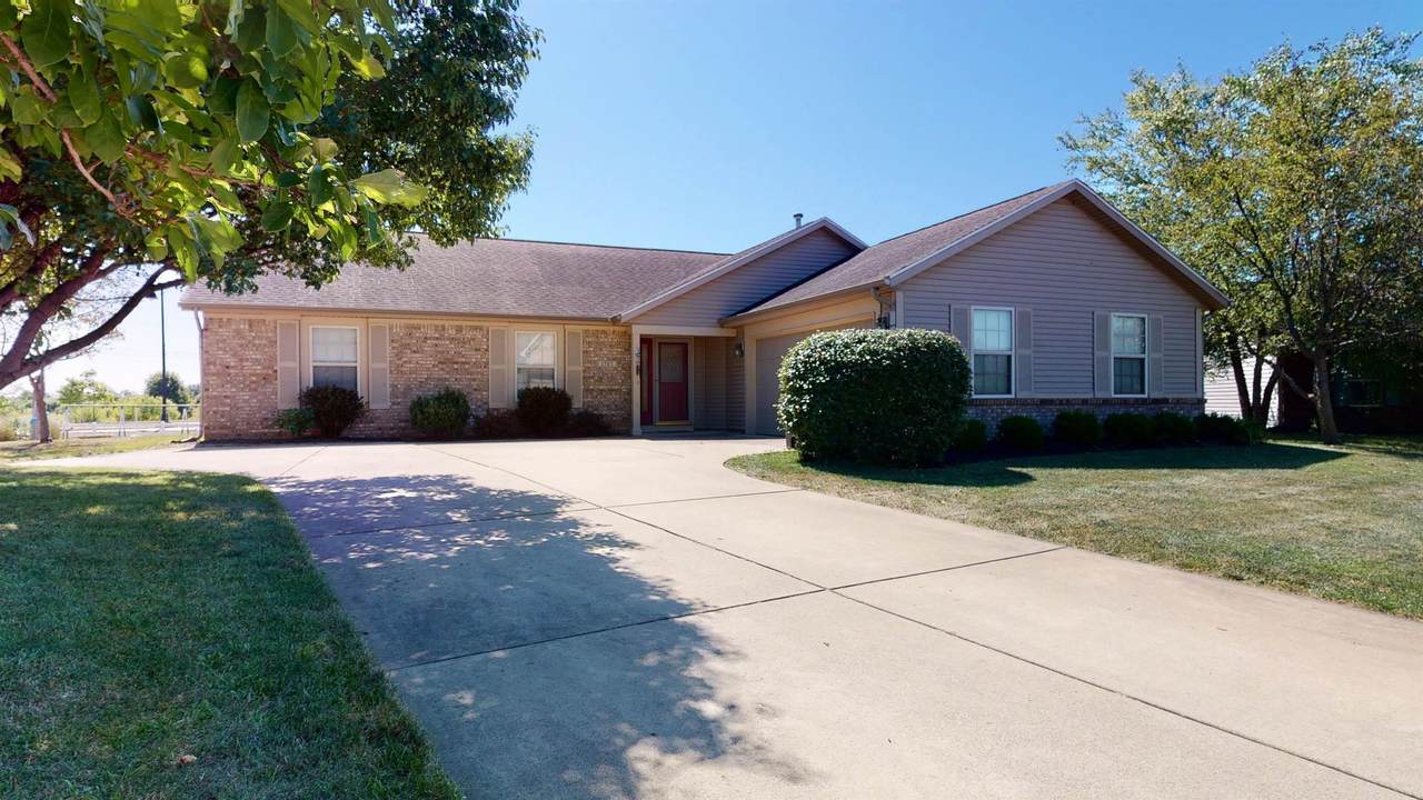 1705 Stonegate Circle - Photo 1