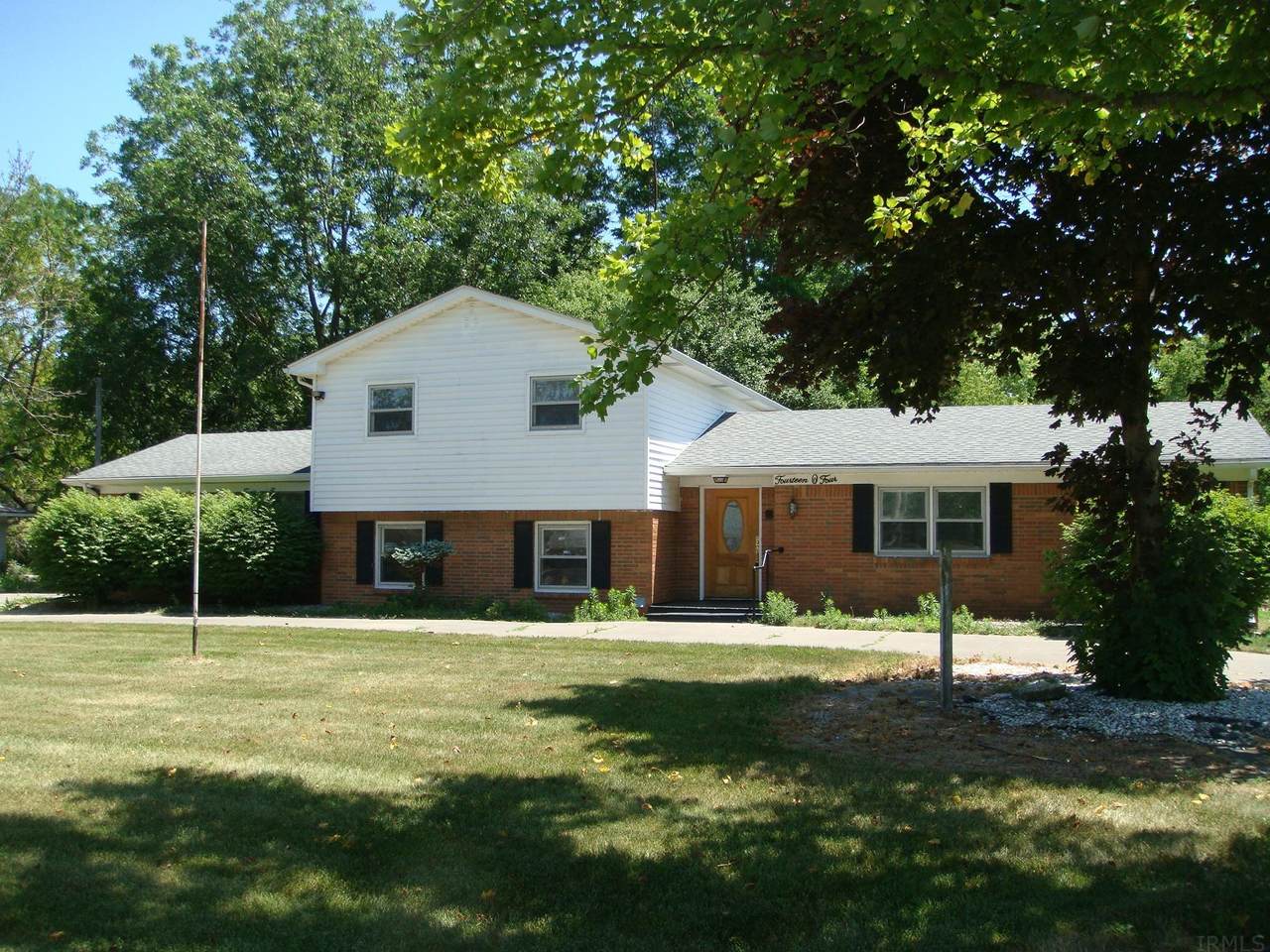 1404 Delphos Street - Photo 1