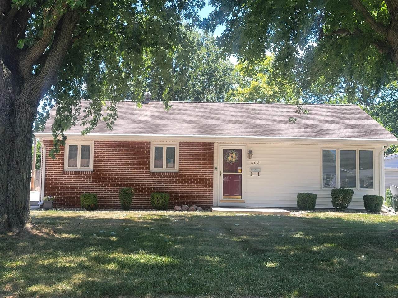 608 Lancelot Drive - Photo 1