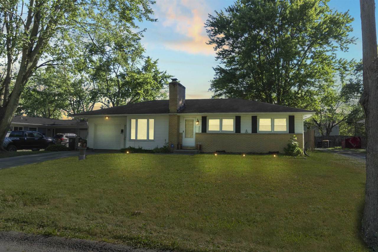 3002 Schaper Drive - Photo 1