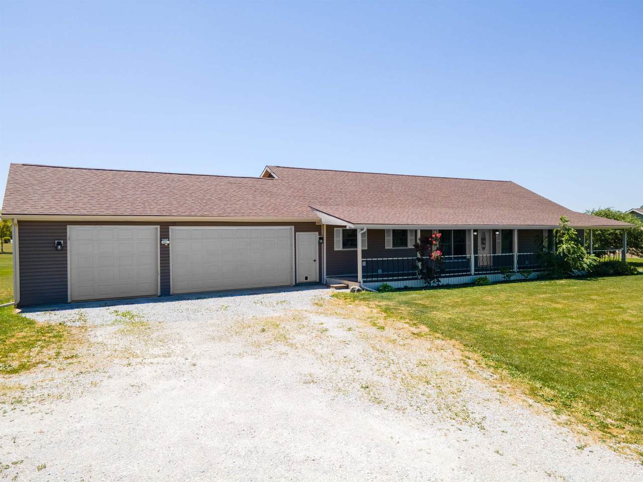 5835 Lagro Road - Photo 1