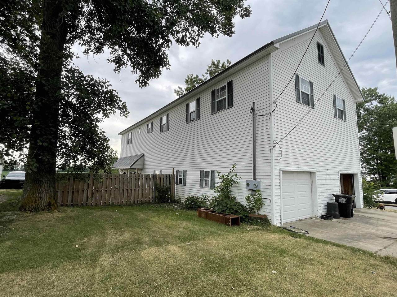 8150 State Road 16 - Photo 1