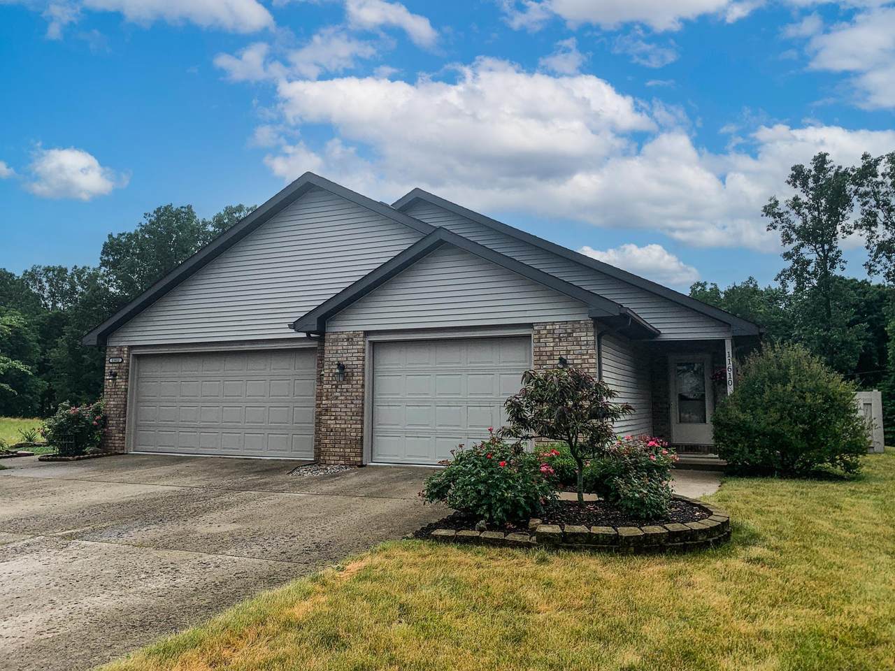 11610 Yellowstone Trail - Photo 1