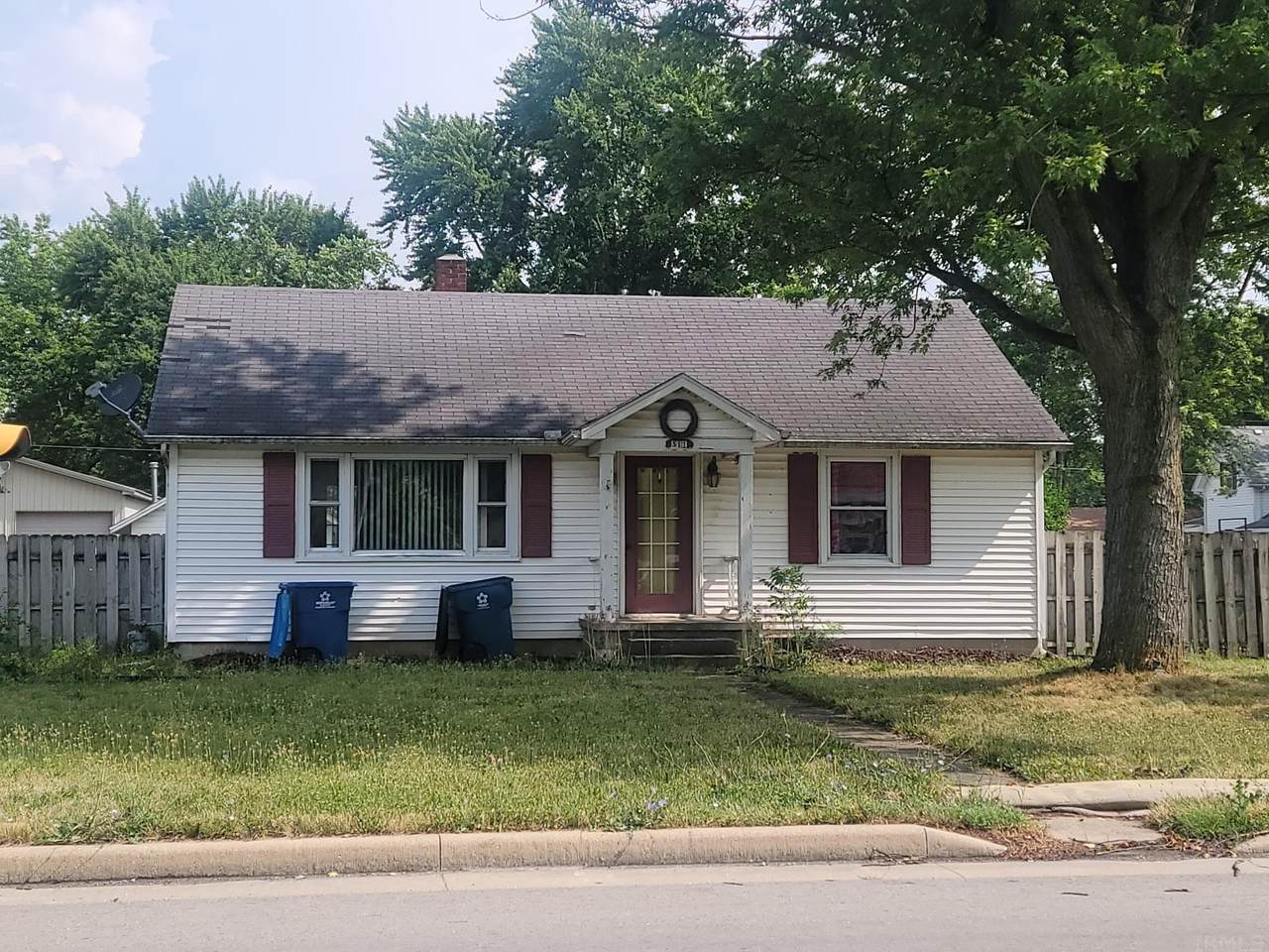 511 Marion Avenue - Photo 1