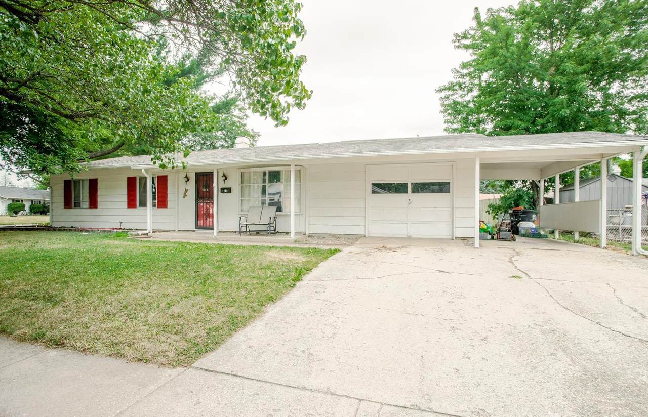 1100 Archway Drive - Photo 1