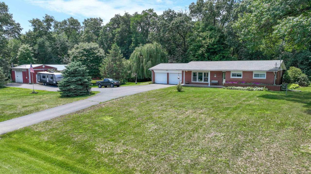 2715 State Road 39 - Photo 1