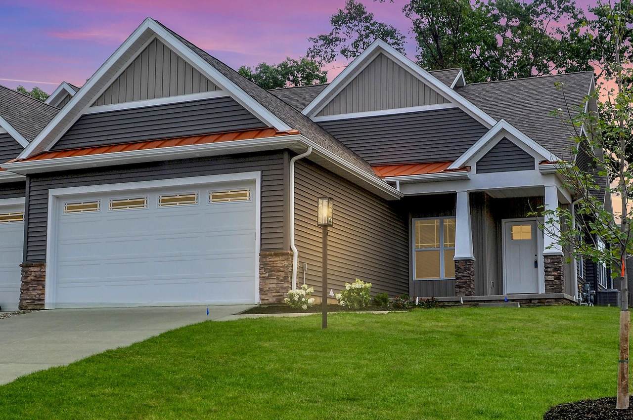 218 Haines Drive - Photo 1
