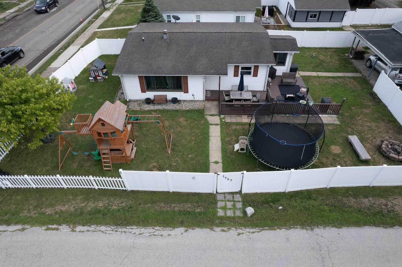 1727 Wells Street - Photo 1
