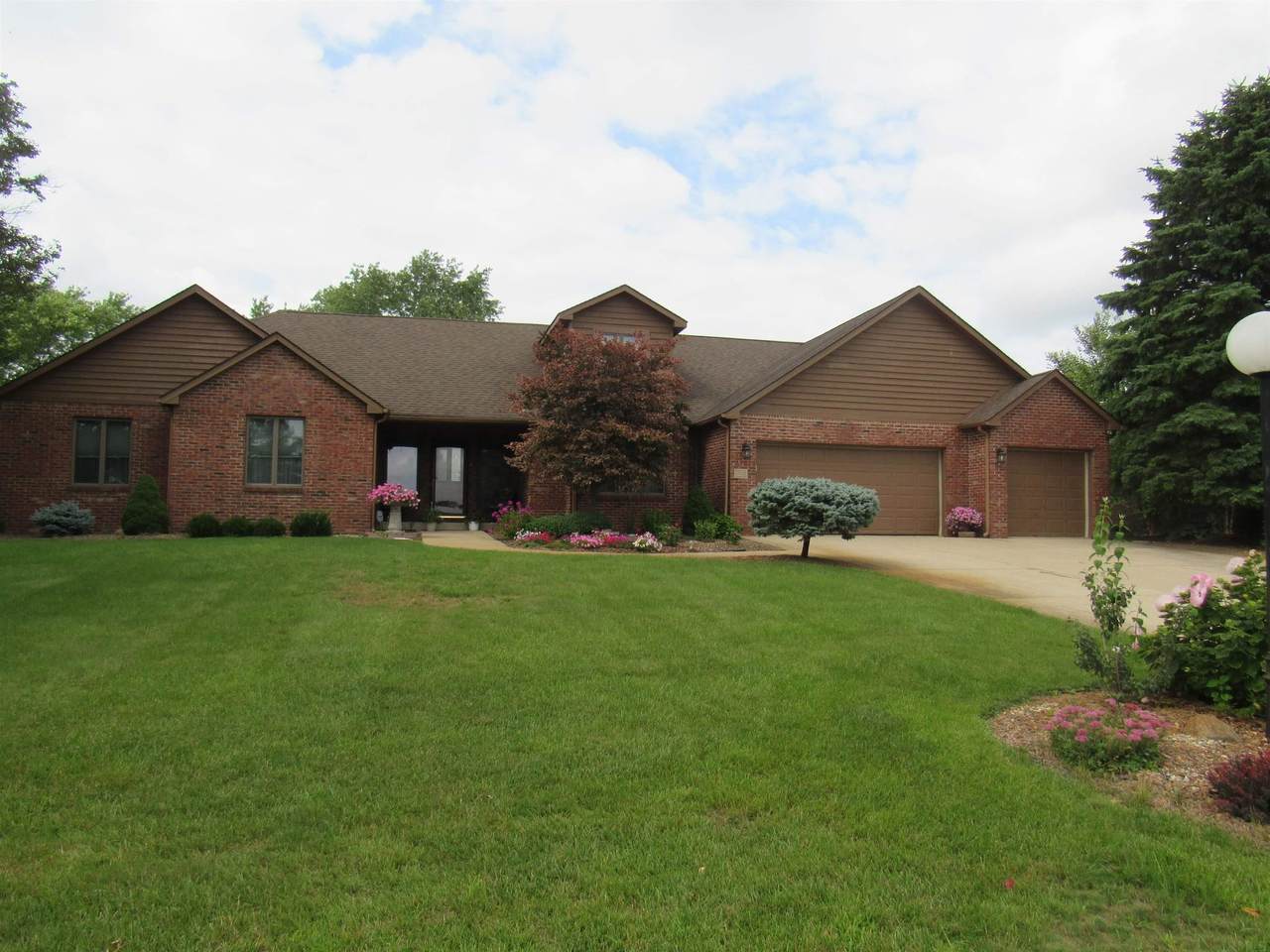 1708 Bramoor Drive - Photo 1