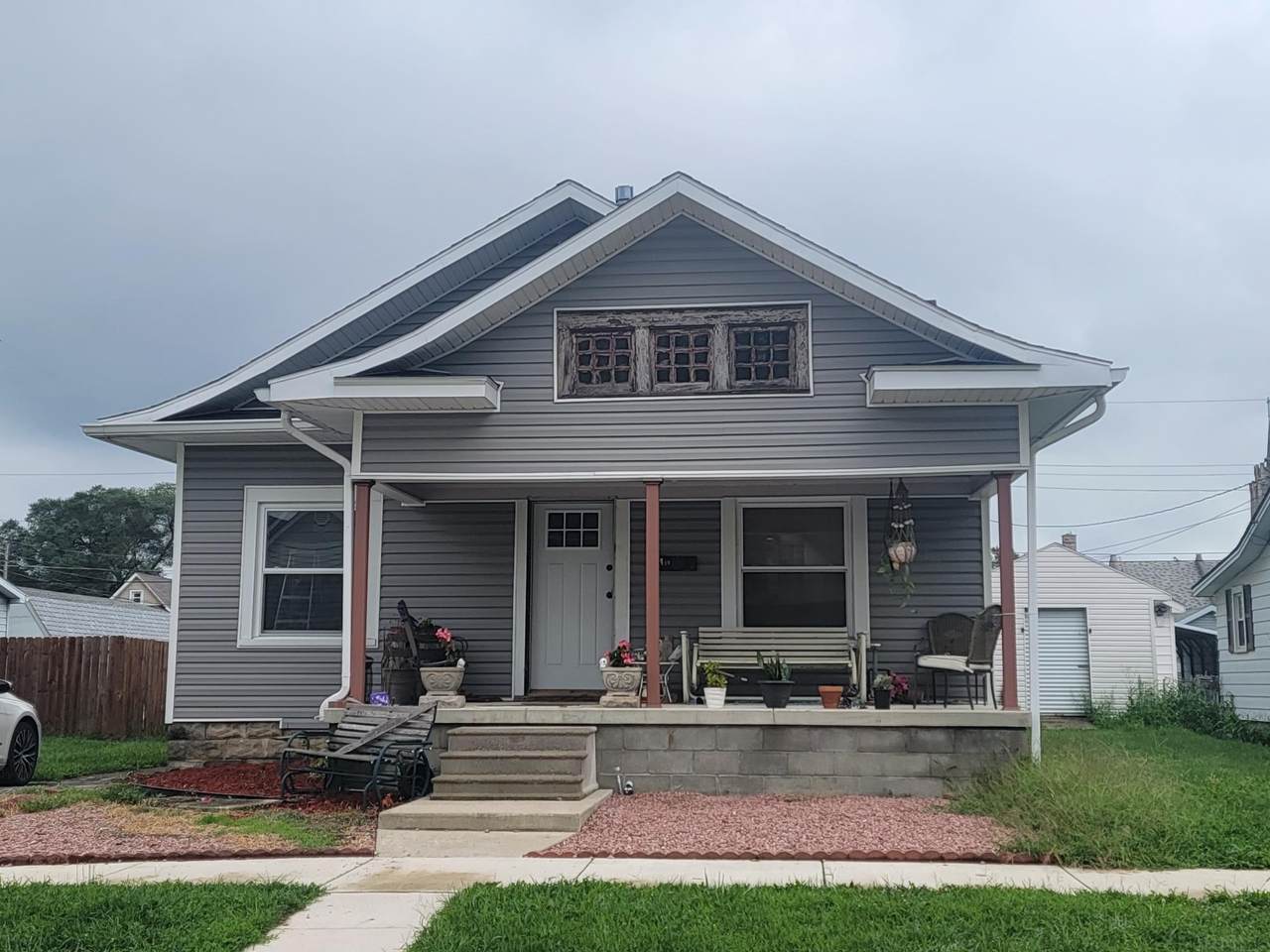 810 Bell Street - Photo 1