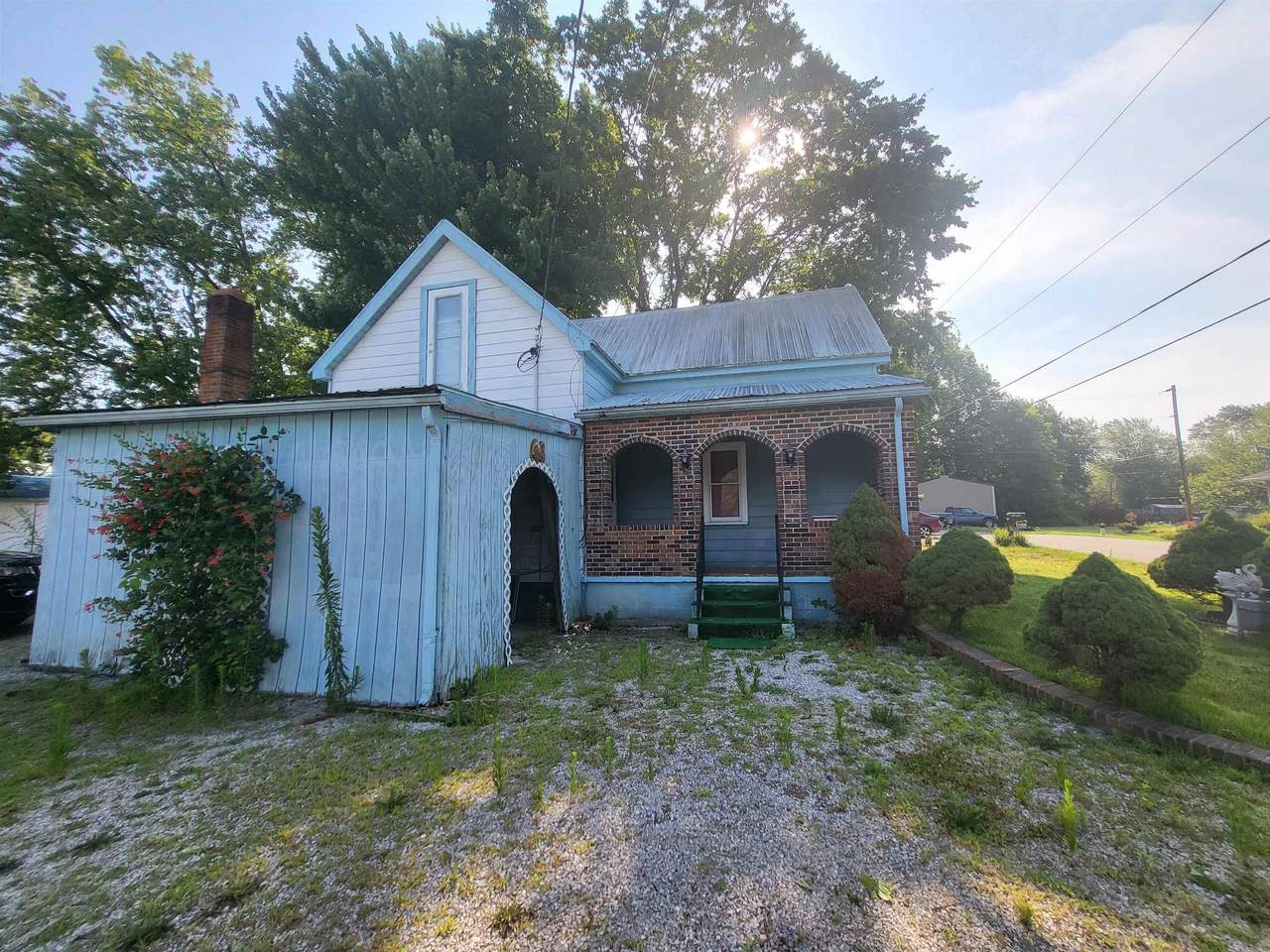 602 Mary Street - Photo 1