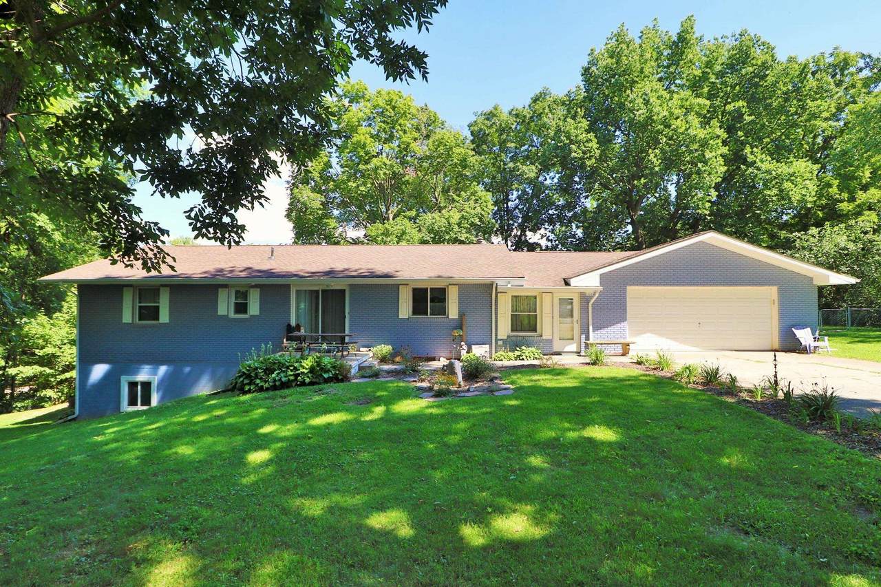 1911 Rolling Meadows - Photo 1