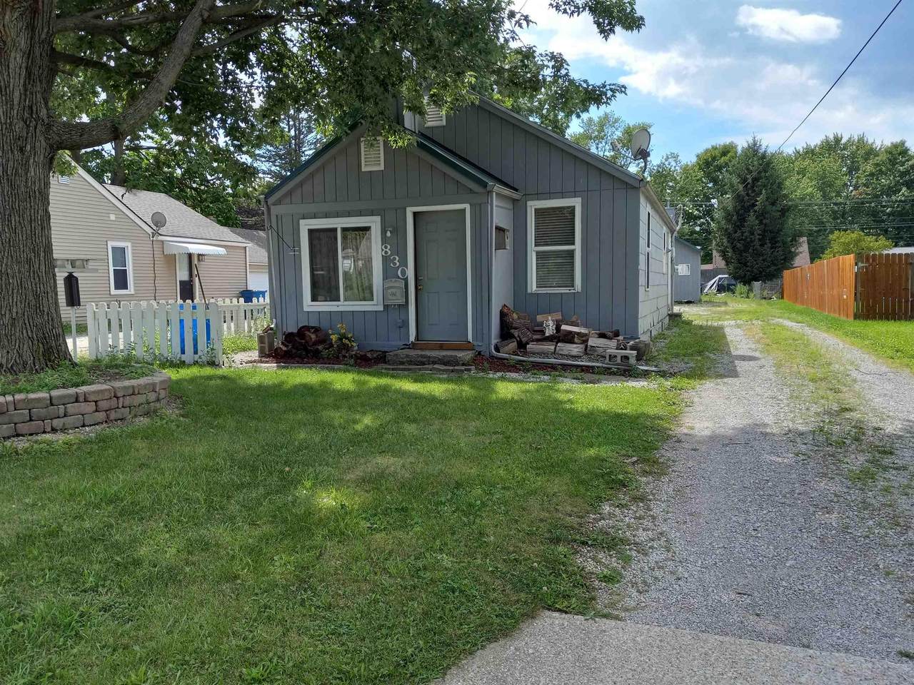 830 Keller Drive - Photo 1