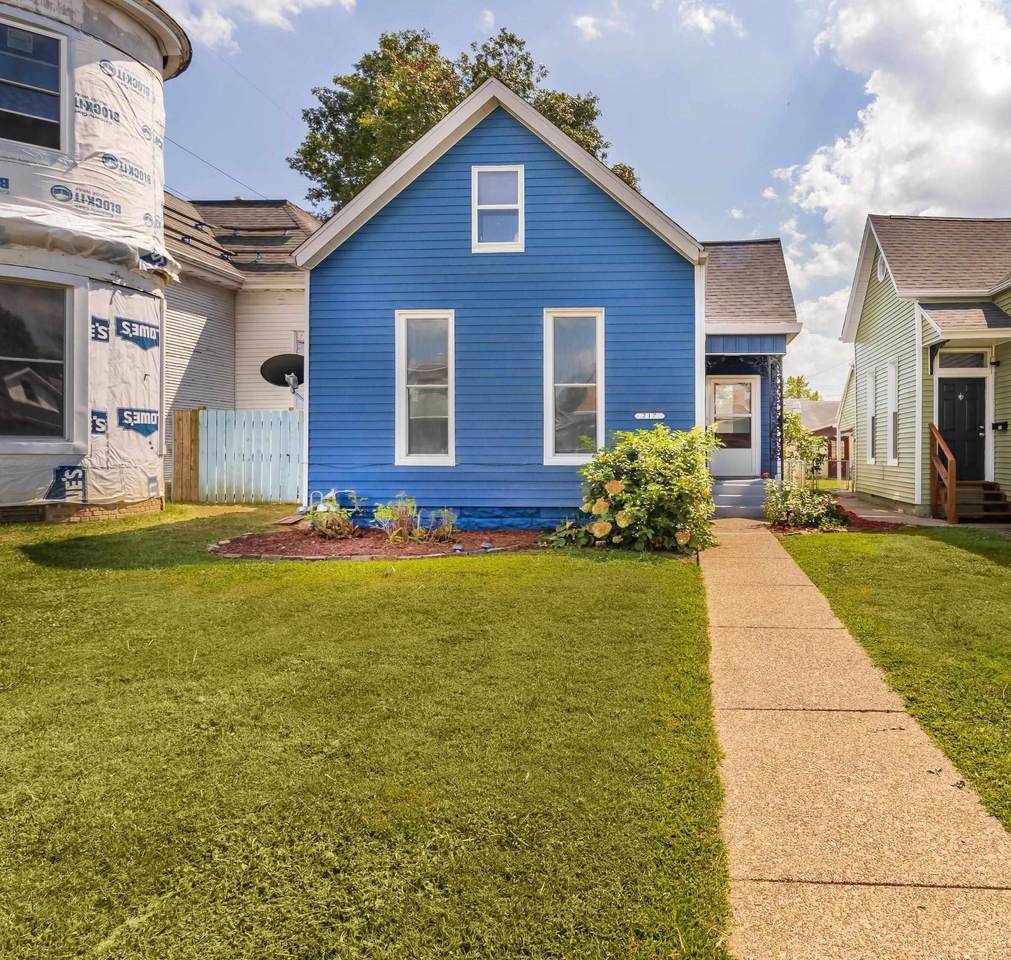 217 Iowa Street - Photo 1