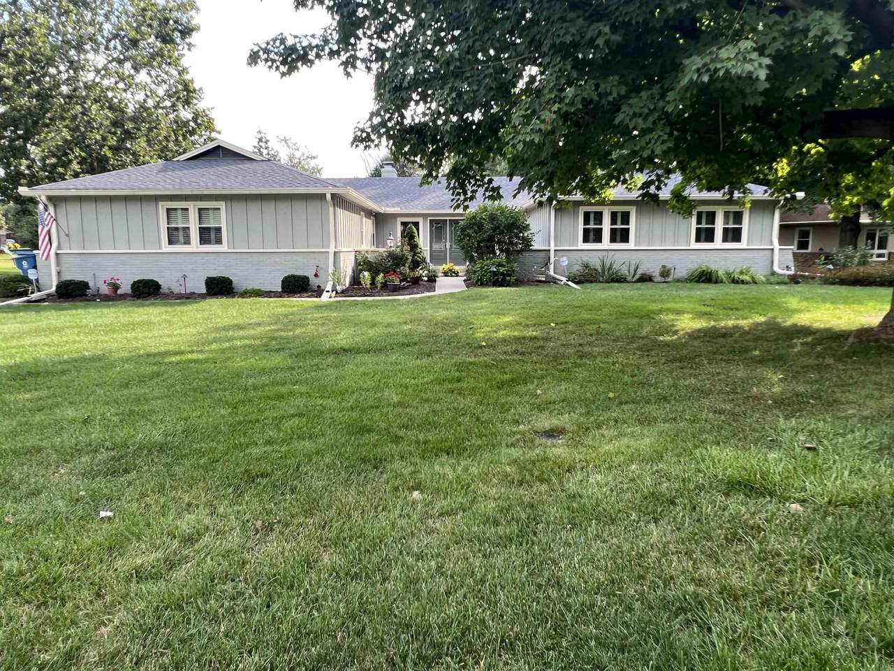 6466 Kingswood Drive - Photo 1