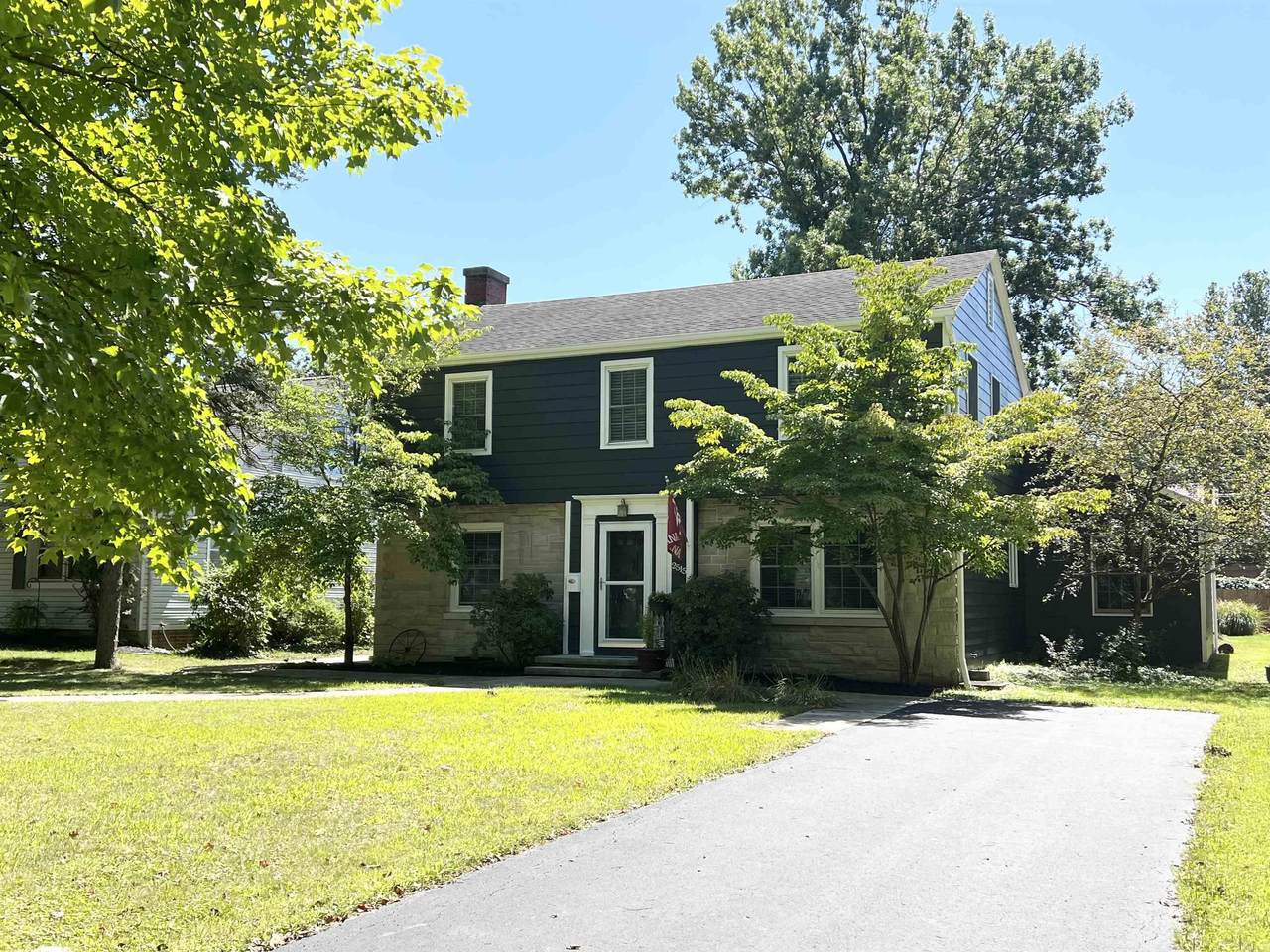 2515 North Street - Photo 1