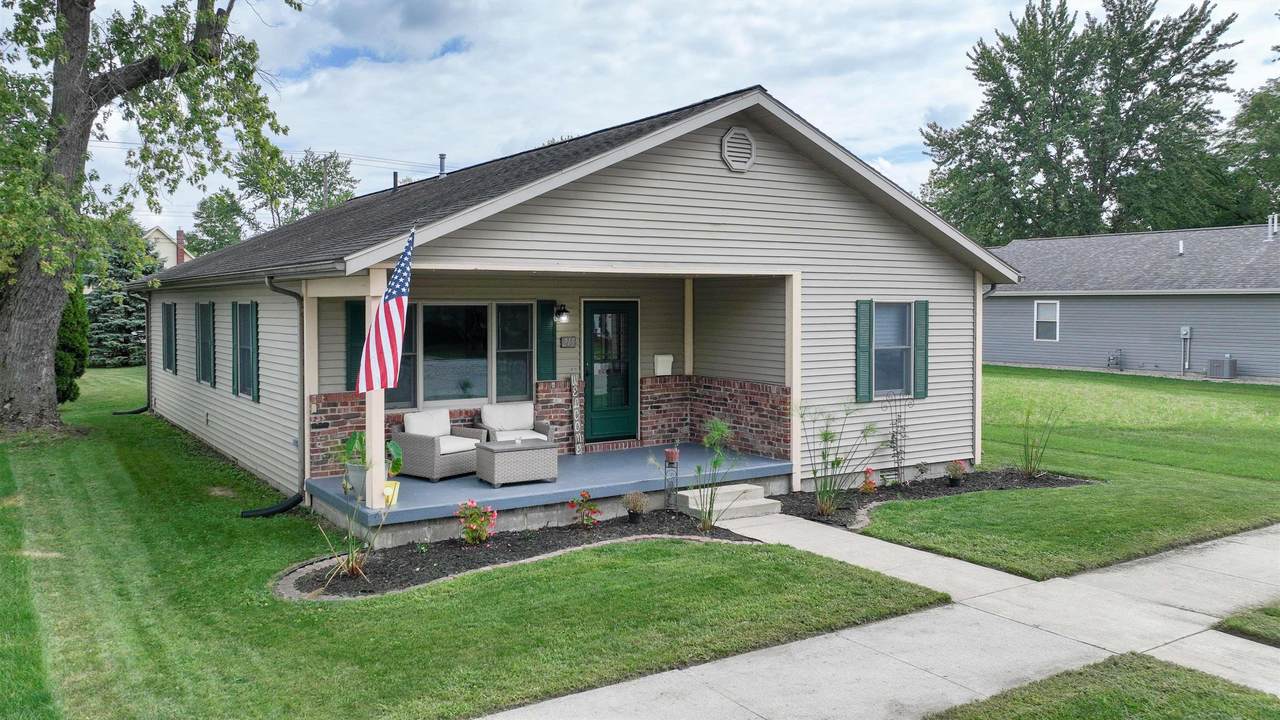 215 Railroad Street - Photo 1