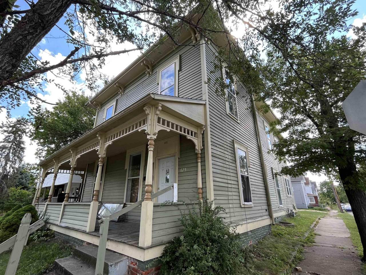 623-625 Howard Street - Photo 1