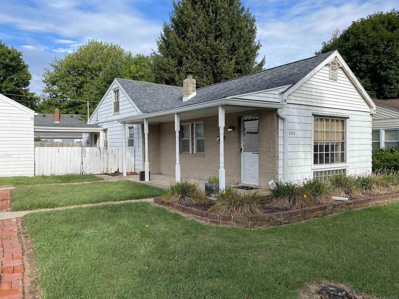 2209 Courtland Avenue - Photo 1