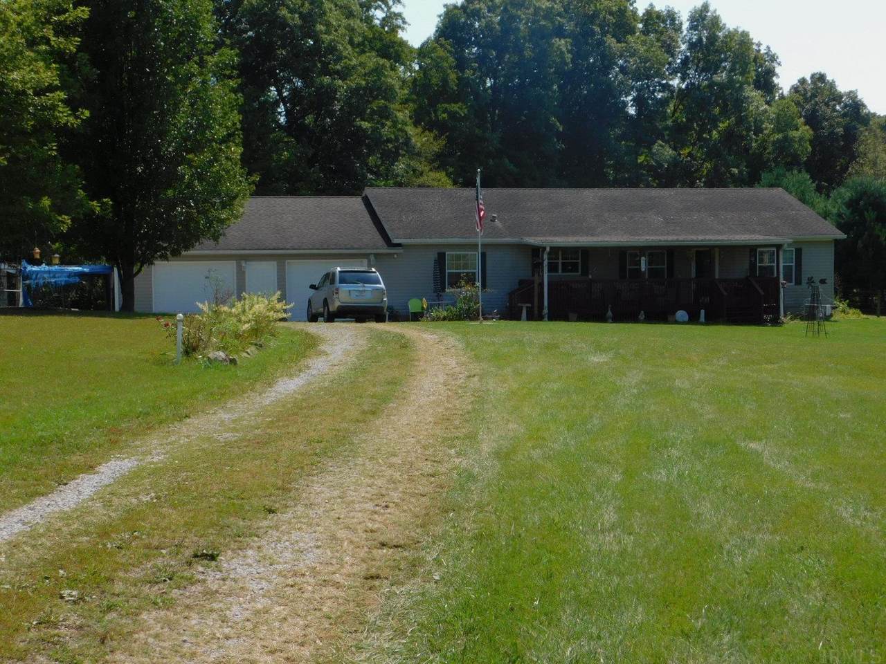 964 Candlewick Lane - Photo 1