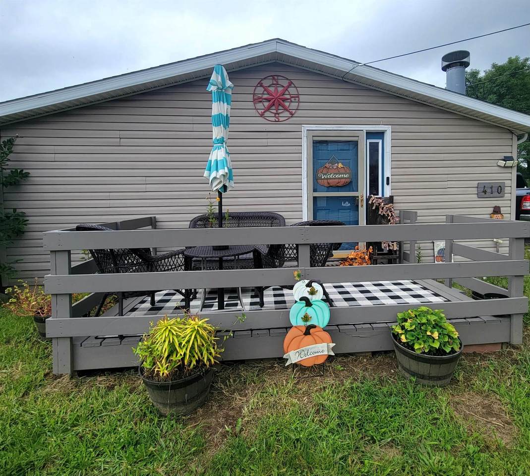 410 15th Street - Photo 1
