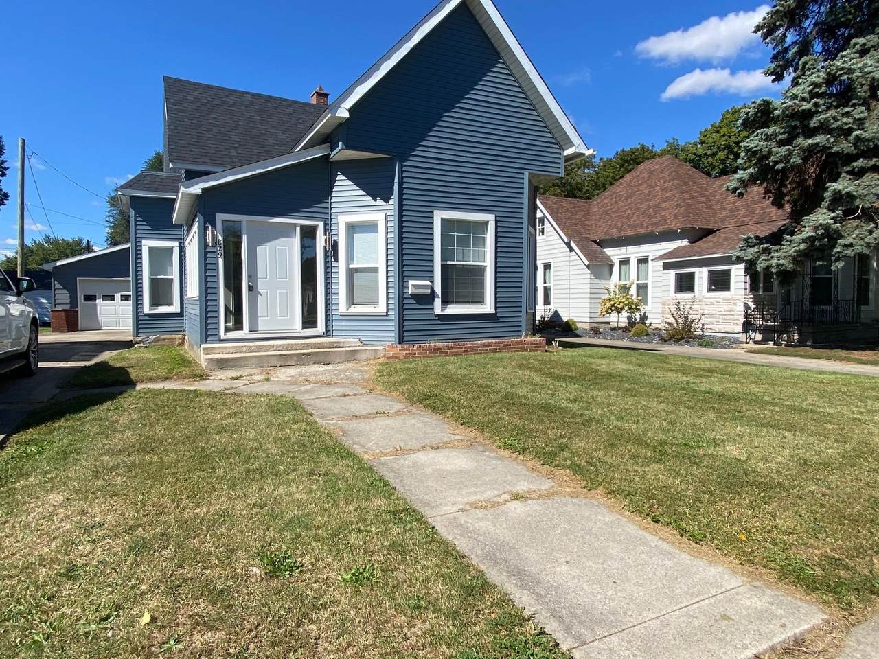 829 Washington Street - Photo 1