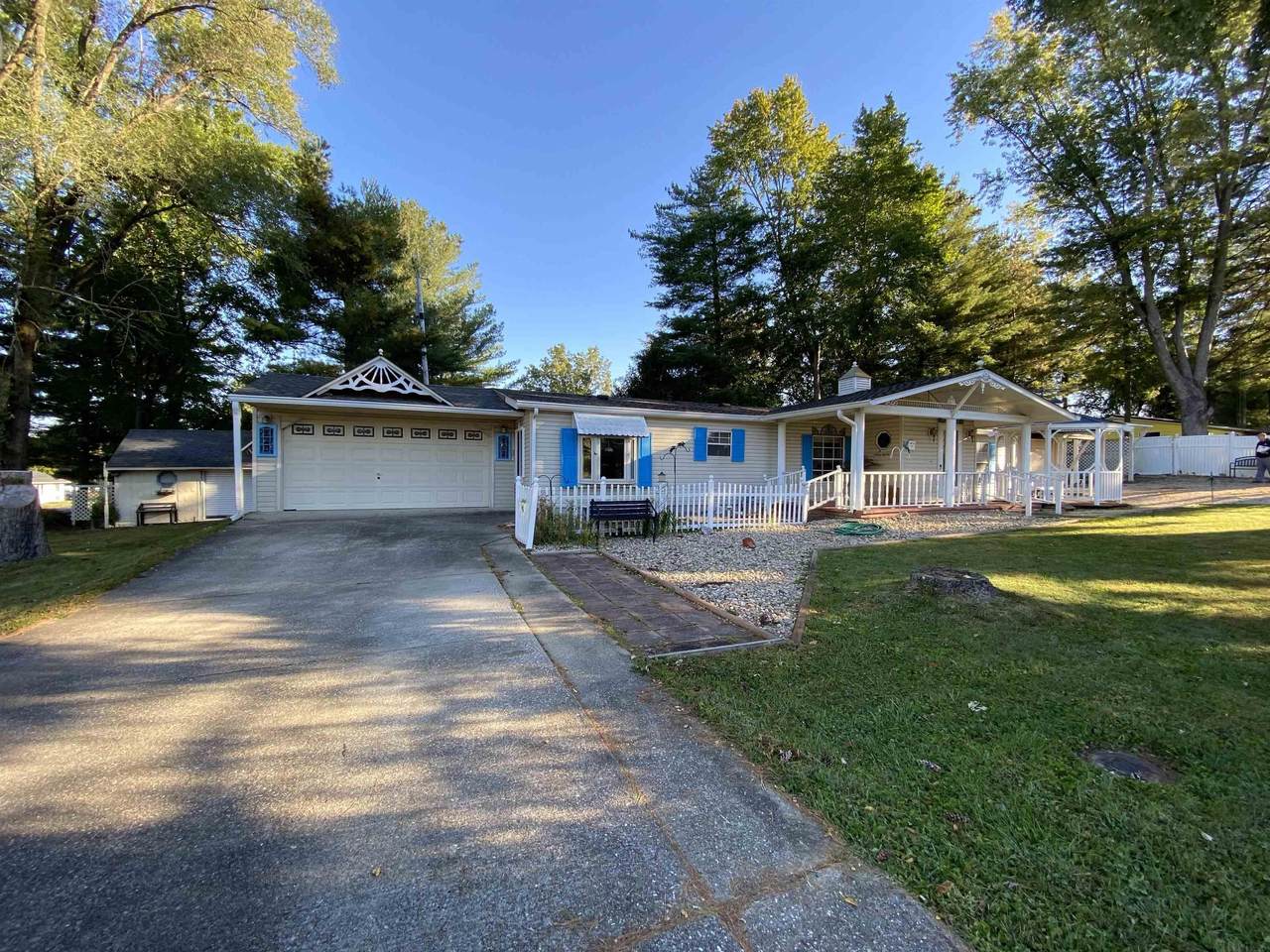 19 Carpenter Drive - Photo 1