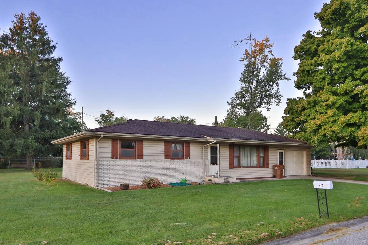 212 Richard Court - Photo 1