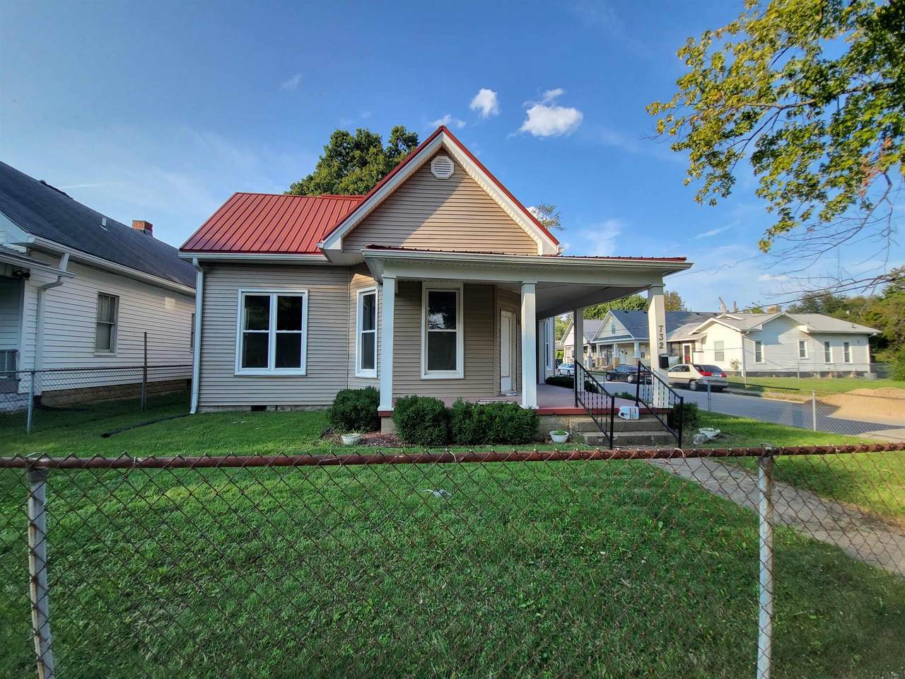 732 Monroe Avenue - Photo 1