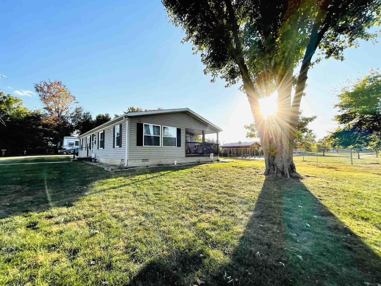 489 5th Street - Photo 1