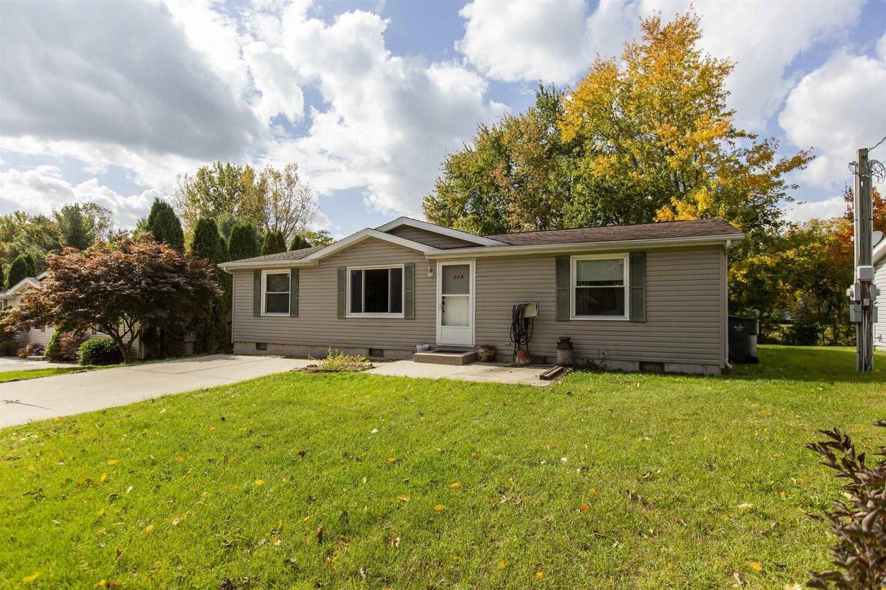 209 21st Street - Photo 1