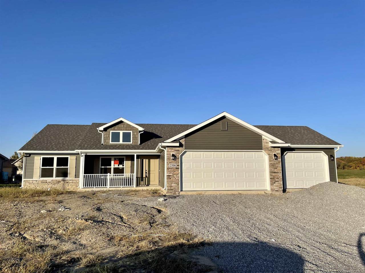 2306 Chandler Way - Photo 1