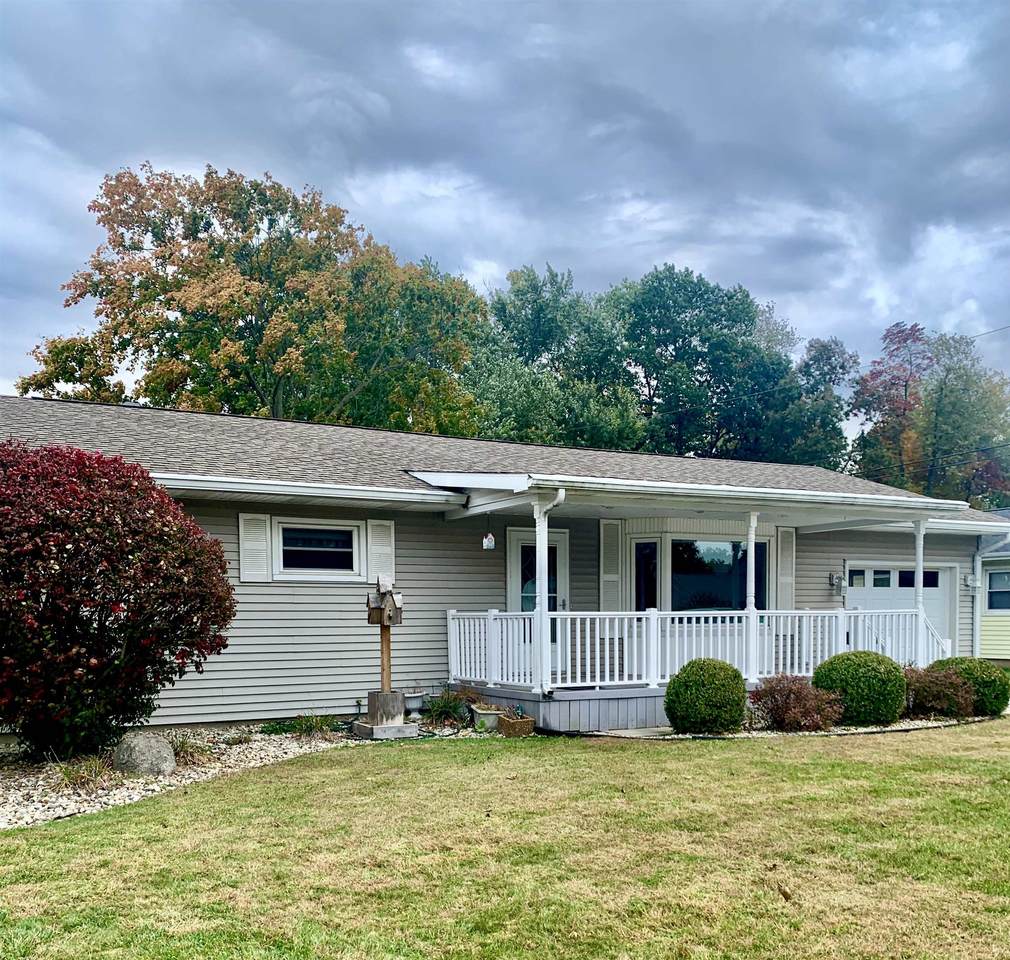 2133 Brookview Drive - Photo 1