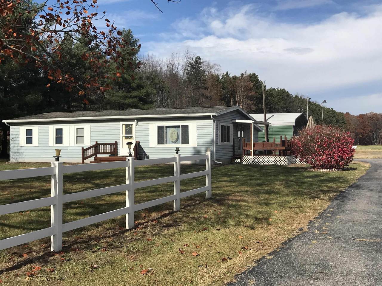 10140 700 North Road - Photo 1