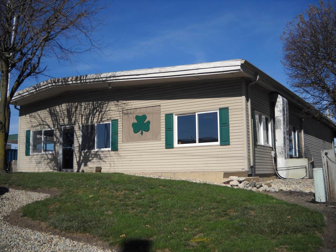 2964 100 N Road - Photo 1