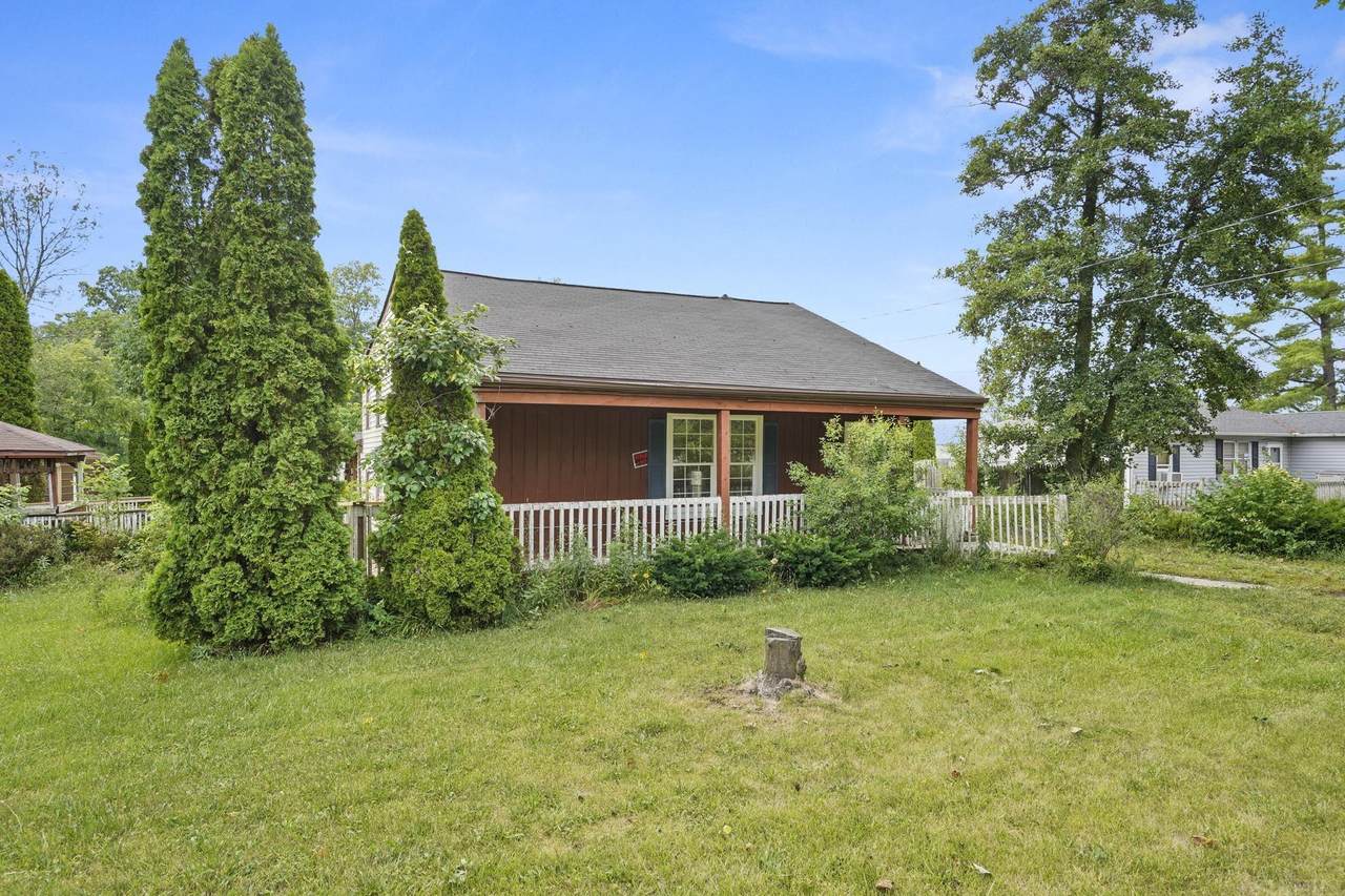 5711 Highview Drive - Photo 1
