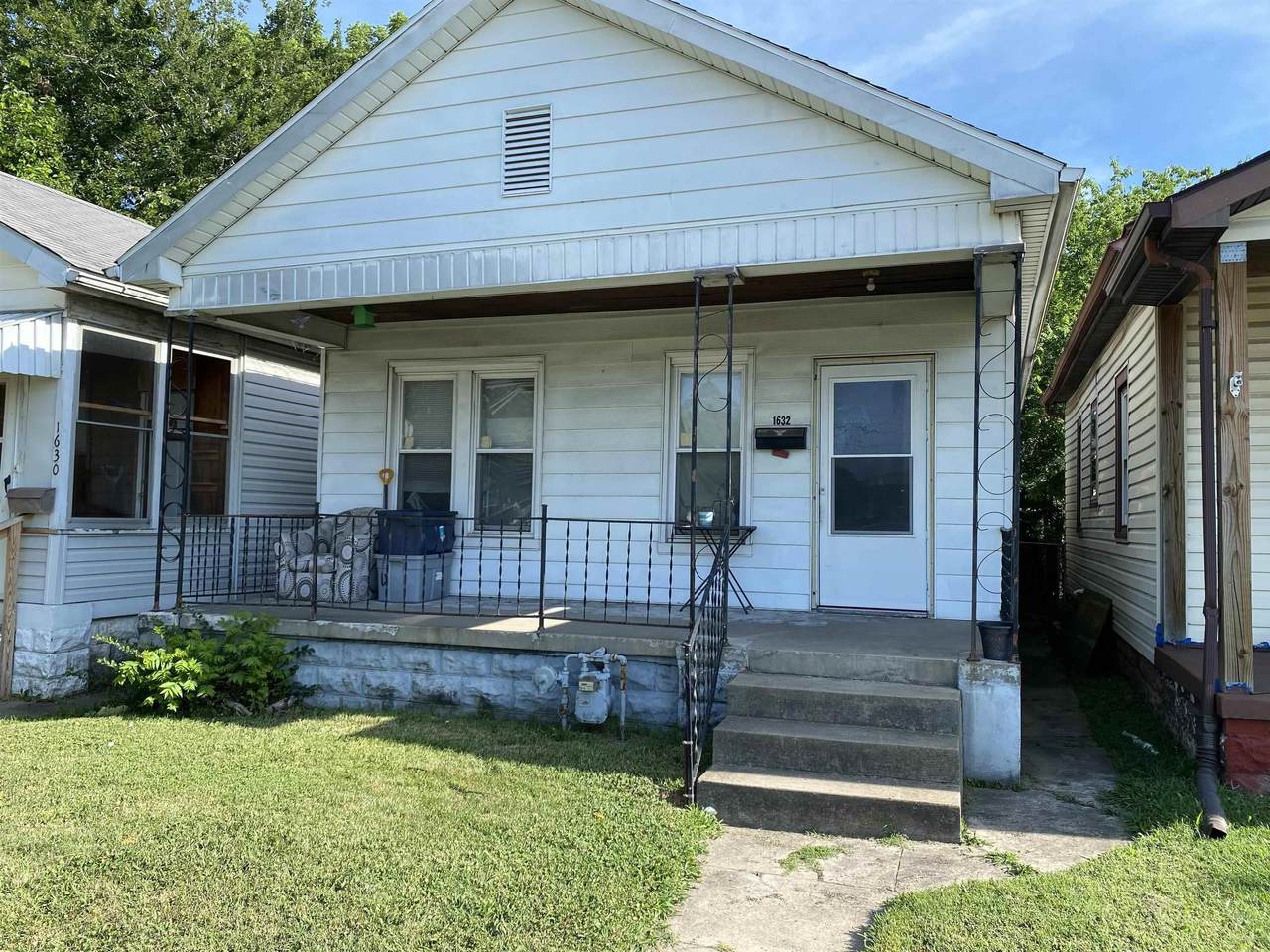 1632 Division Street - Photo 1