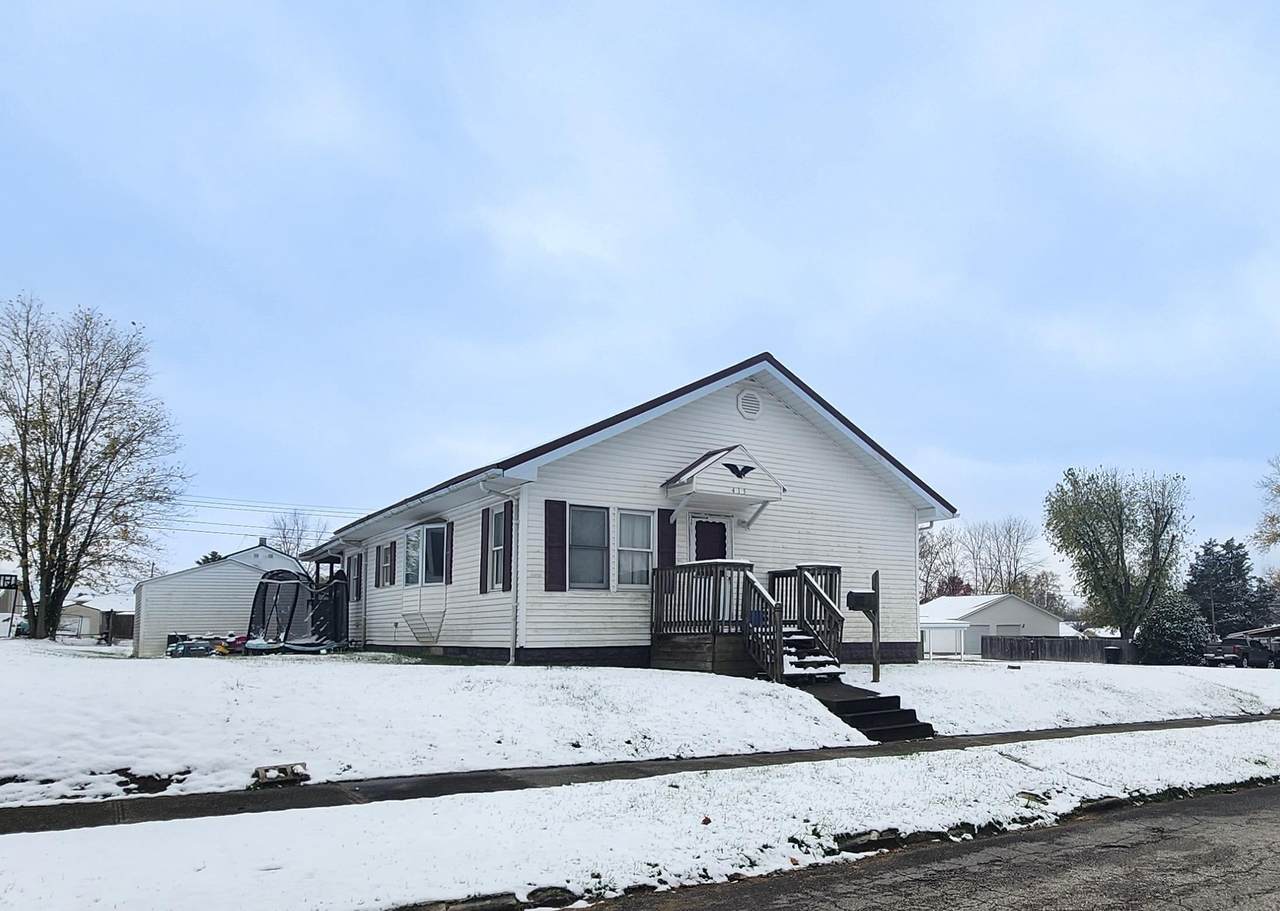 415 6th Street - Photo 1