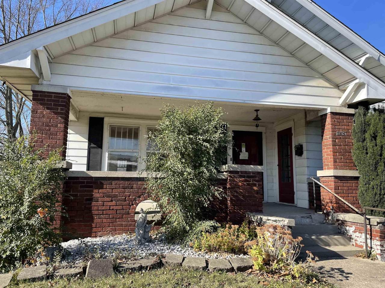 1221 Purdum Street - Photo 1