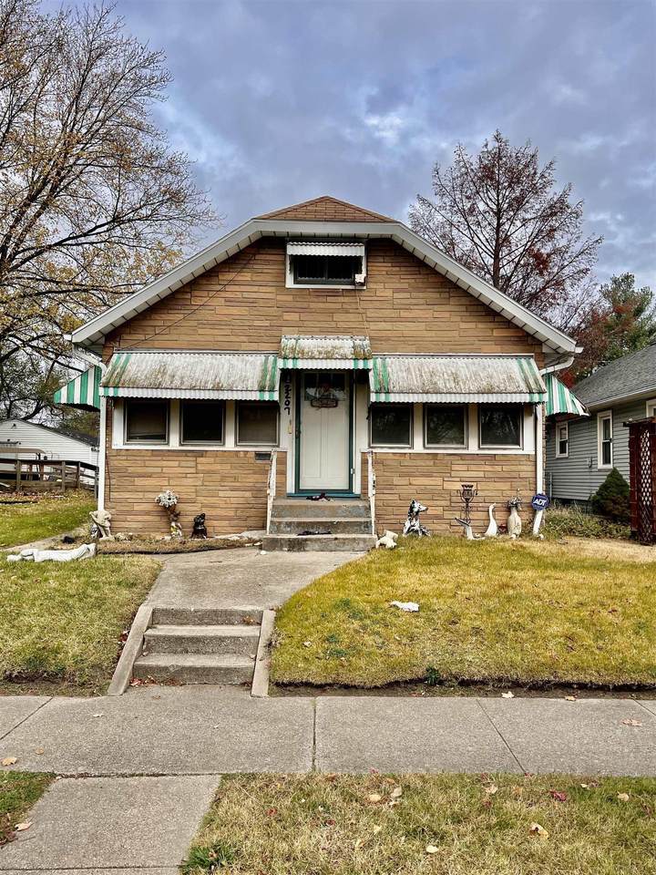 2207 Roger Street - Photo 1