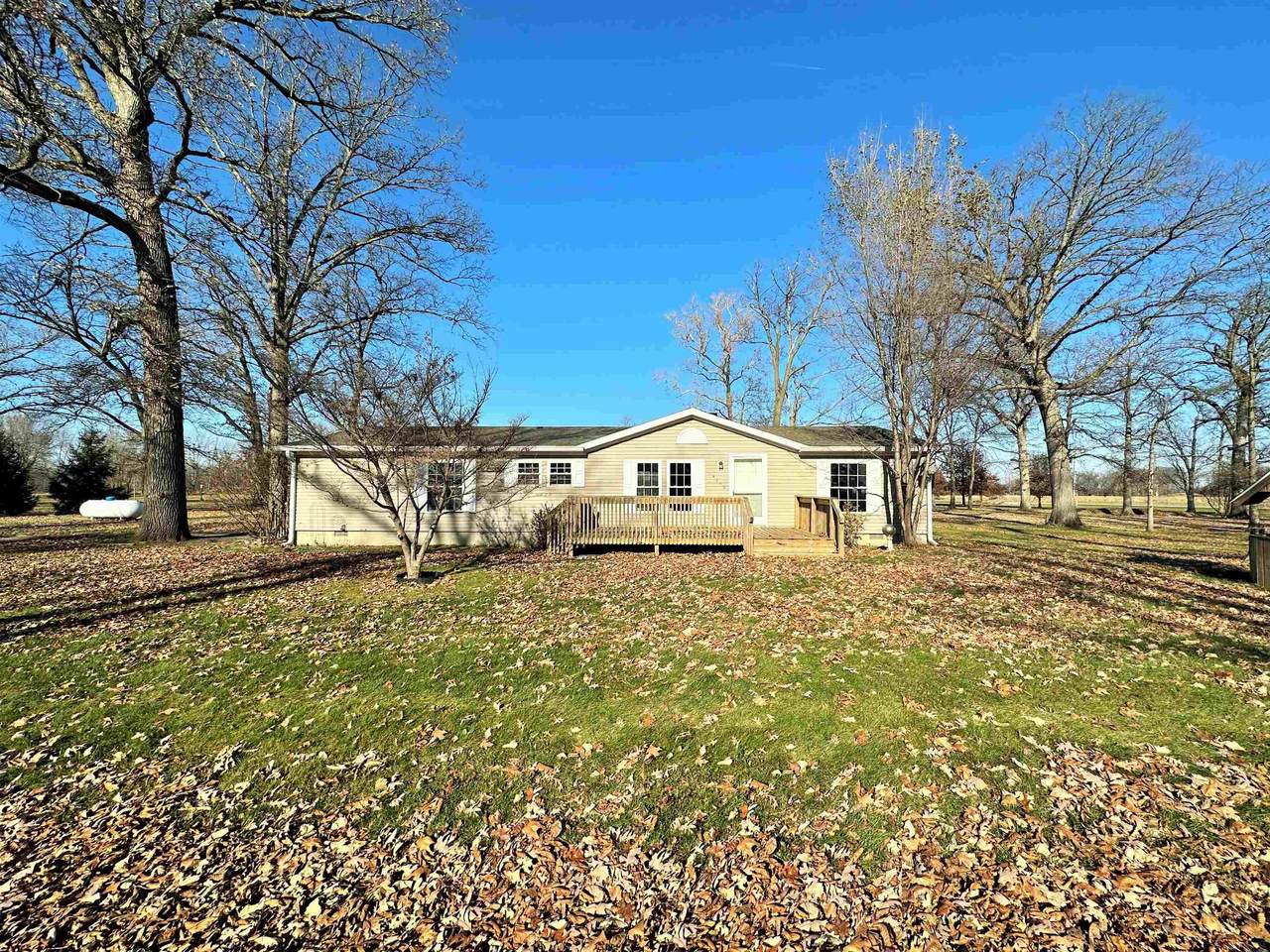 4190 Raccoon Circle - Photo 1