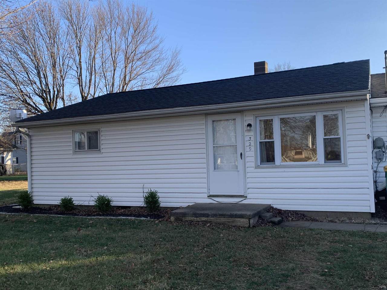 329 Payton Street - Photo 1