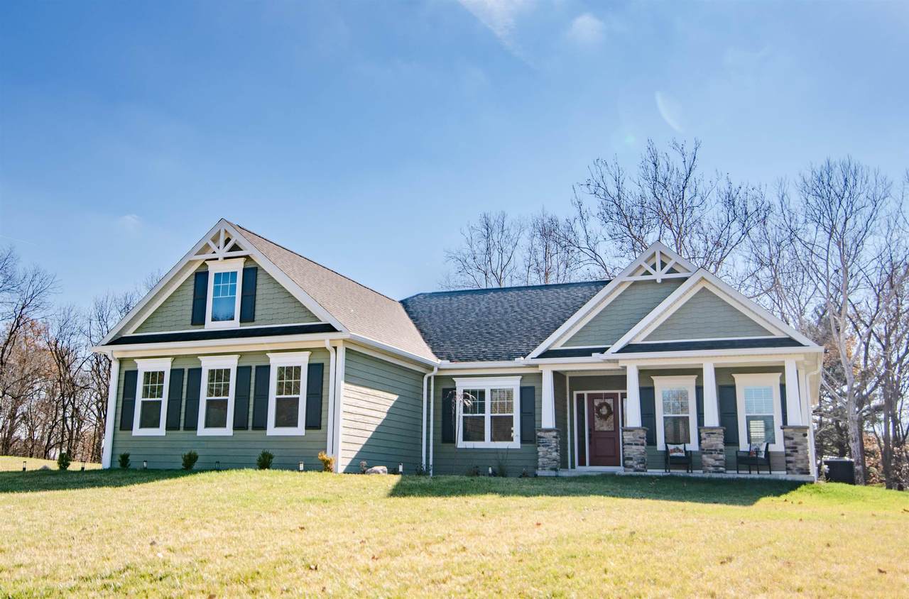 1016 Peach Lane - Photo 1