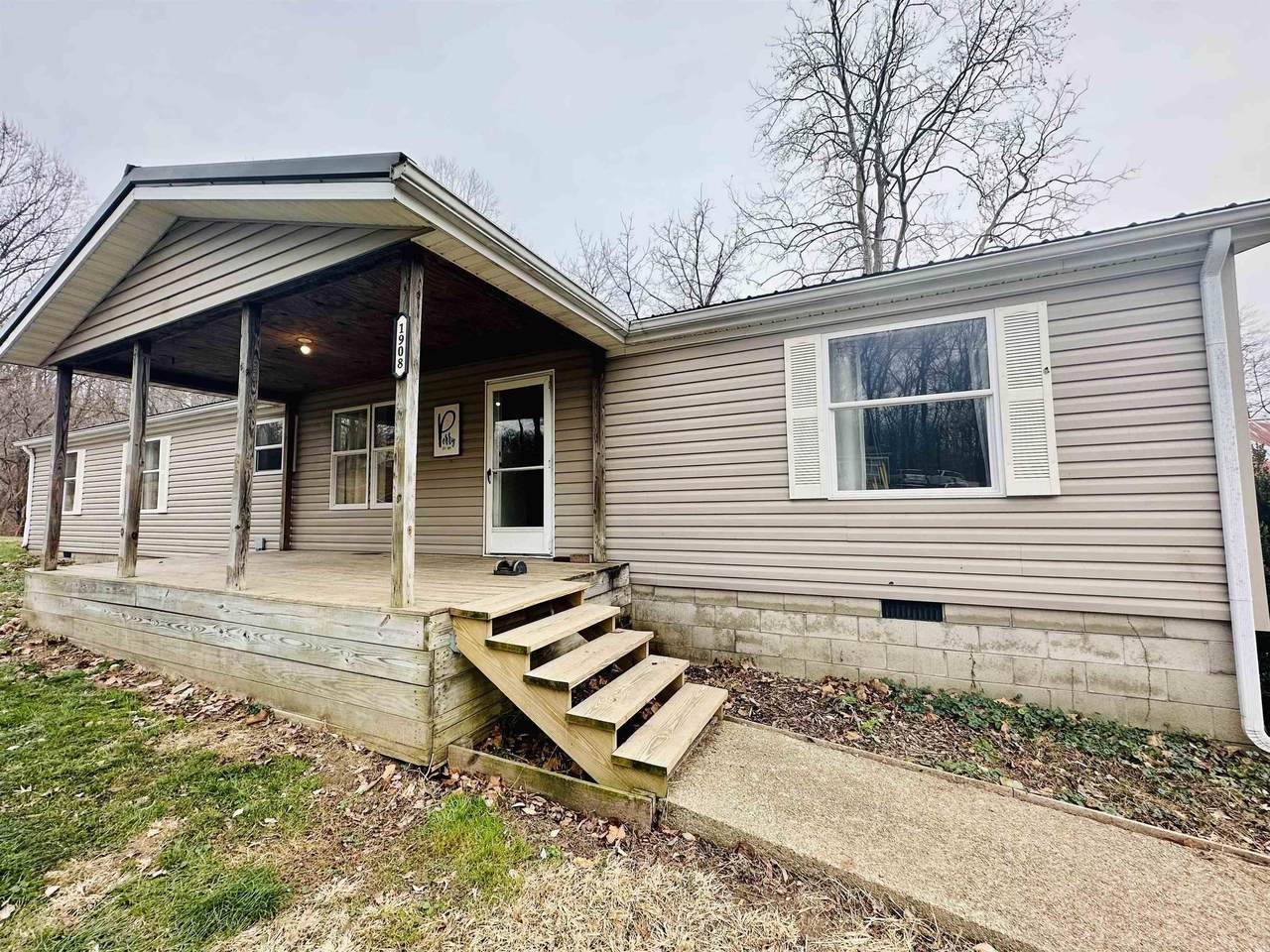 1908 Middle Leesville Road - Photo 1