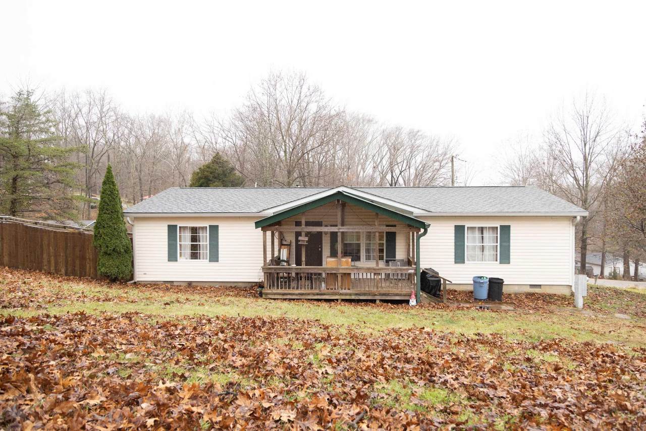 1095 Hackberry Street - Photo 1